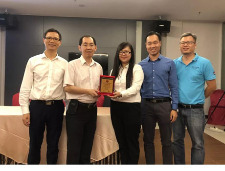 Se invitó a los expertos de Grupo Nutriera a asistir al Seminario de tecnología acuícola de Malasia de 2019 y realizar un informe especial